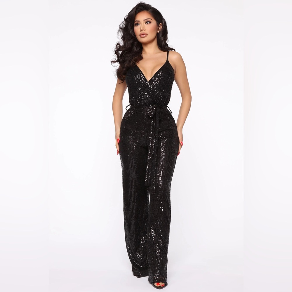 ✨Fashion Nova✨Can’t Hide The Shine Sequin Jumpsuit - Black - Large